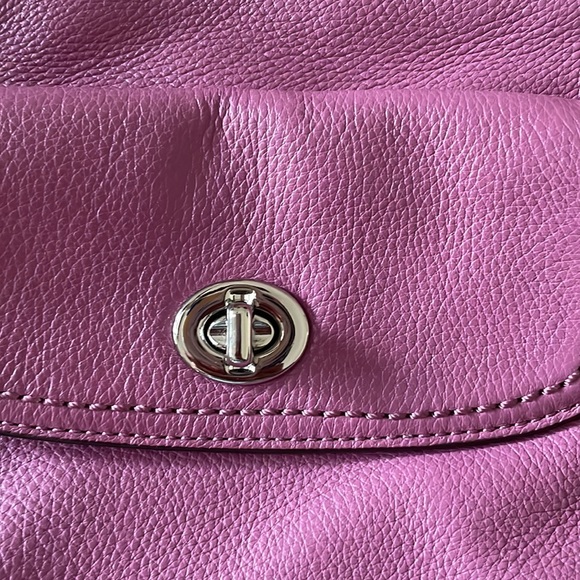 Coach leather crossbody - Picture 9 of 12